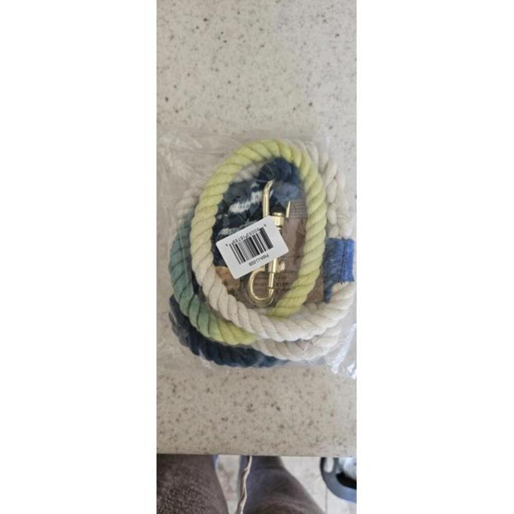 Found My Animal Blue Ombre 7 Foot Rope Adjustable Dog Leash L90220 Size Medium - Picture 2 of 3